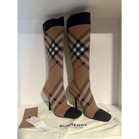 BURBERRY KNITTED CHECK SOCK BOOTS BIRCH BROWN NEW 37.5 7.5 - Picture 1 of 12